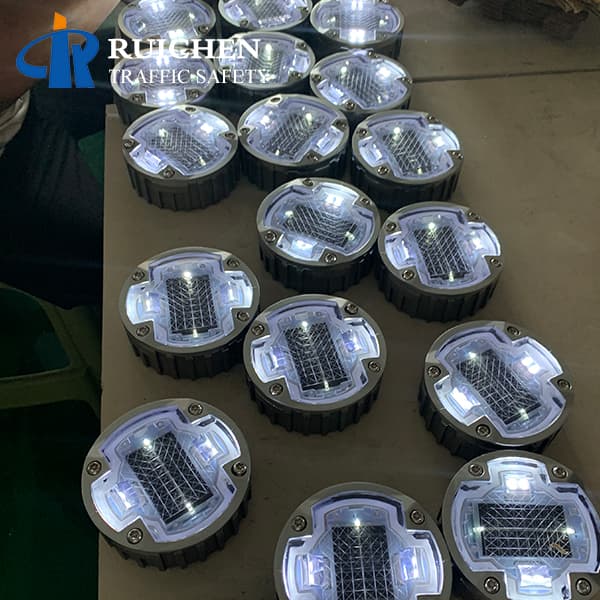 Red Half Moon Solar Led Road Studs In China